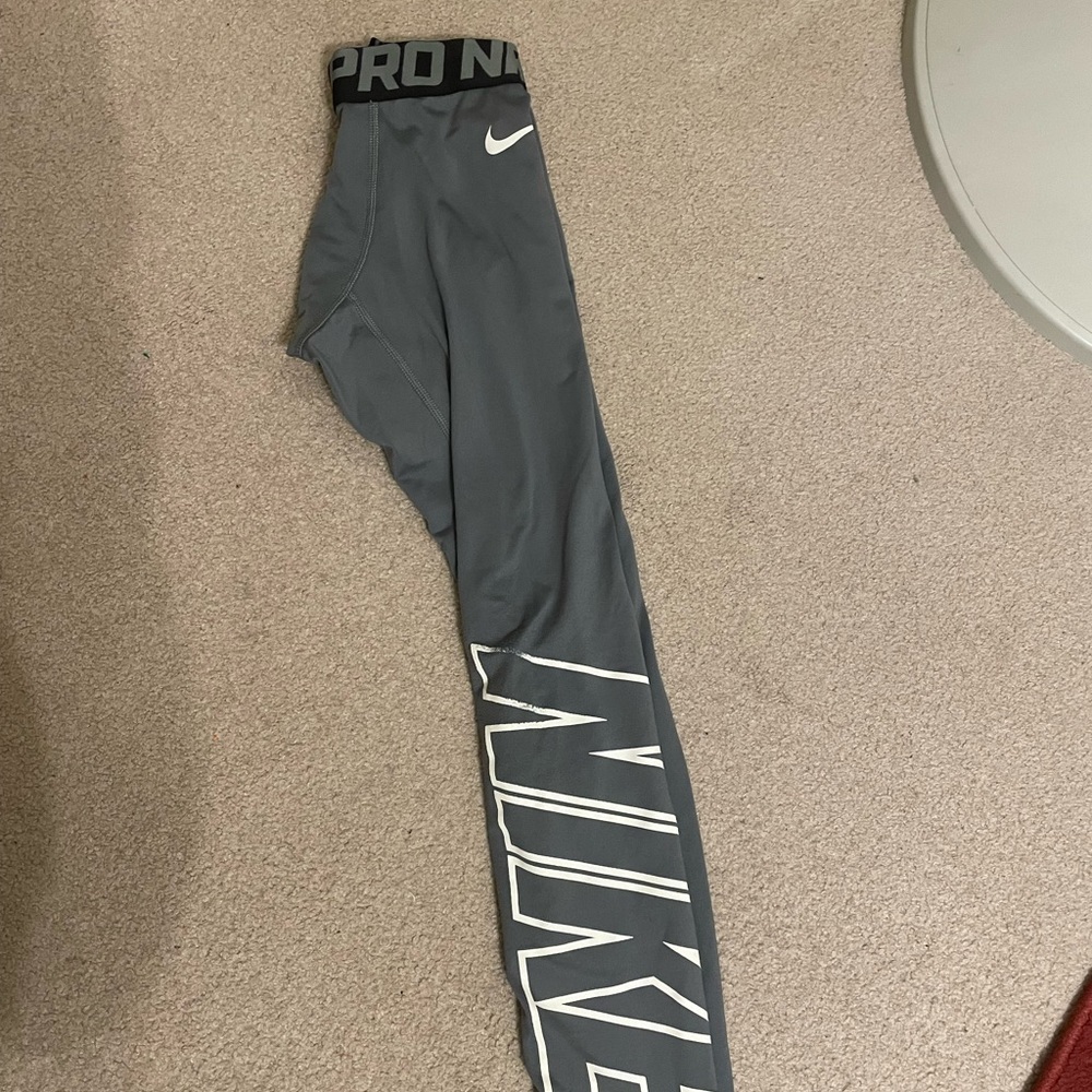 Compression leggings